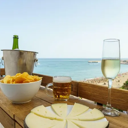Apartment Mp4-beachfront Enjoy Breakfast Facing The Ocean
