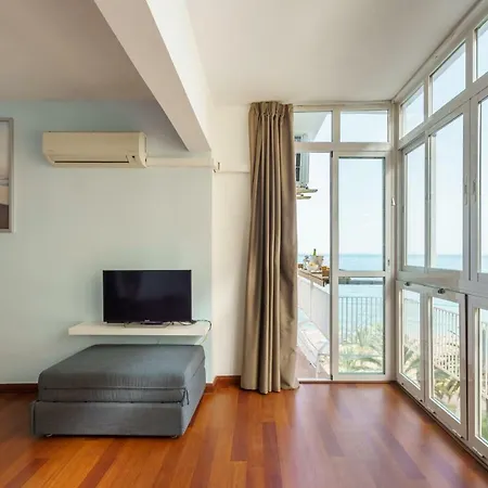 Mp4-beachfront Enjoy Breakfast Facing The Ocean Appartamento